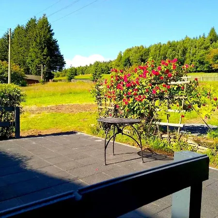Spacious In With Garden